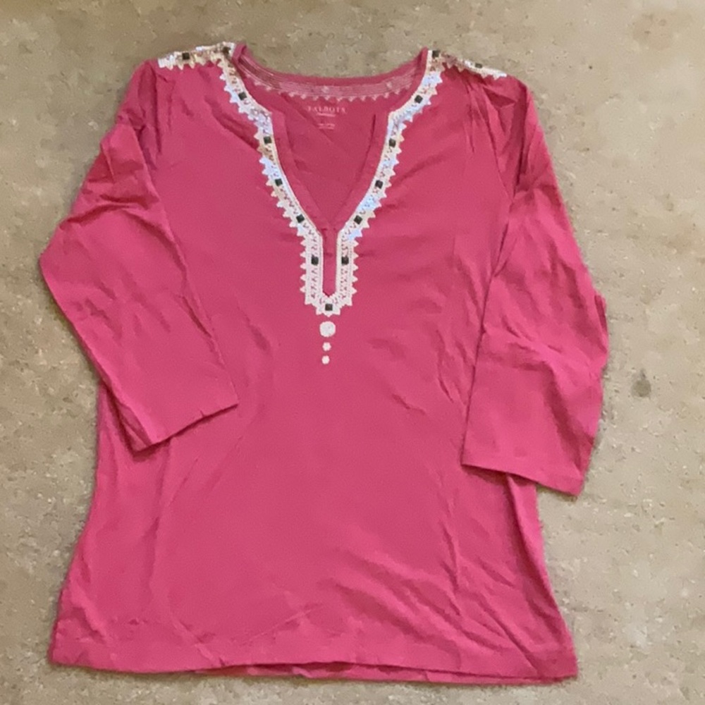 Talbot’s 3/4 sleeve cotton tee with sequins